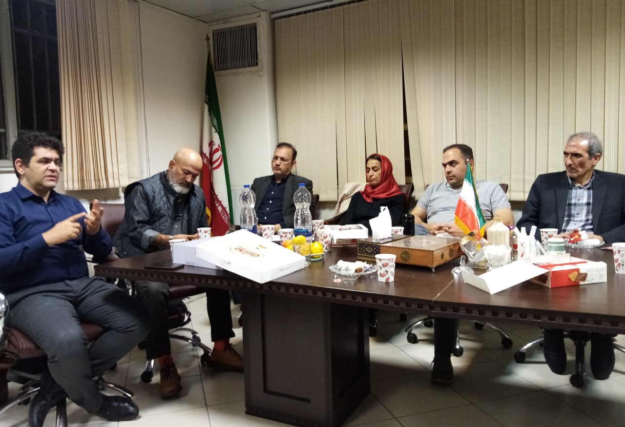 دومين نشست شورای مرکزی حزب مهستان ایران